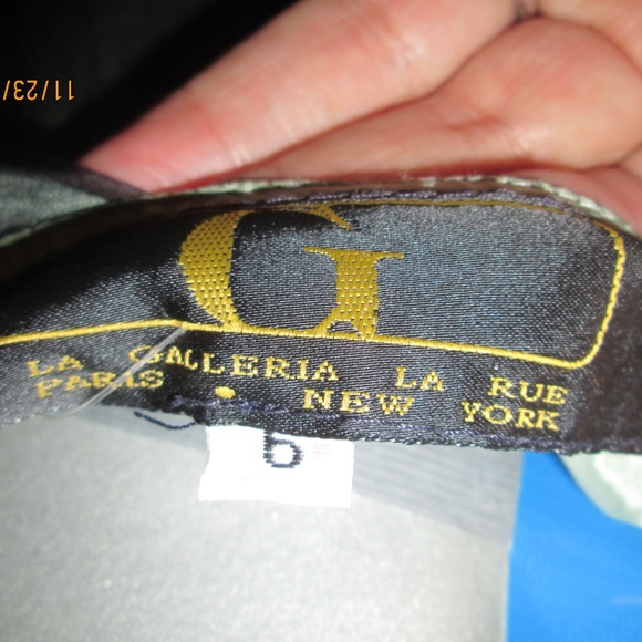 Long Silk Layered Skirt Pale Green Black Two Tone - Picture 4 of 6